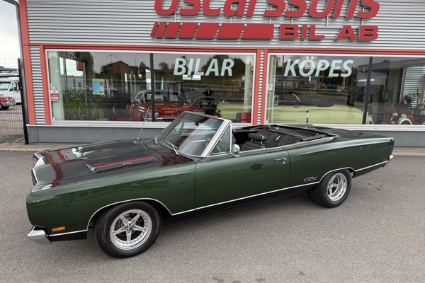 Plymouth GTX Convertible. 440 / 4 vxl manuell. PS. PB. Dana 60. 1 av 701 ex.