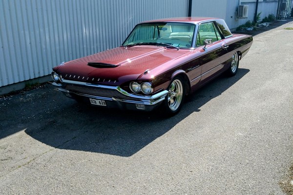 Ford Thunderbird