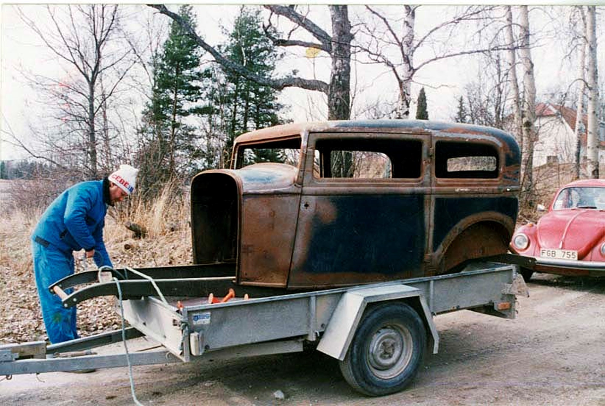 Redan 1983 började Tomas bygga på sin Ford Tudor -32.