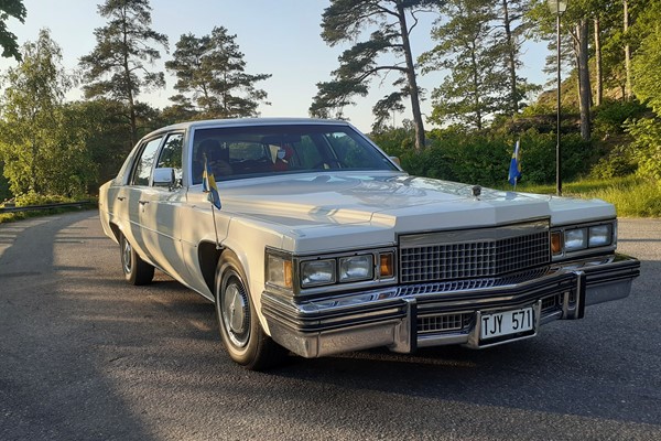 Cadillac Sedan deville