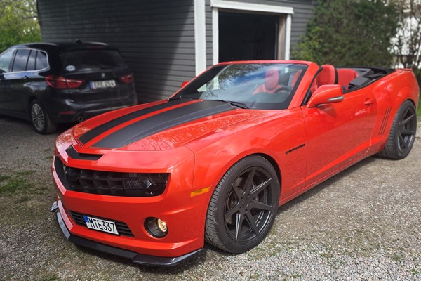Chevrolet Camaro cab