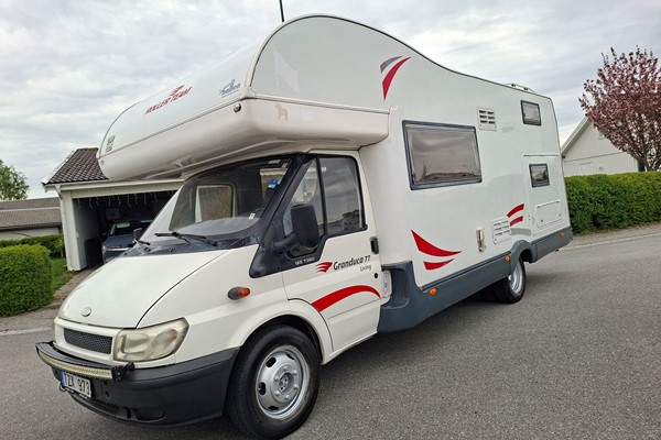 FORD Transit  Grandduca 77 Living 6-Bäddar Taksäng