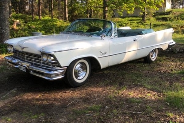 Chrysler Imperial Crown