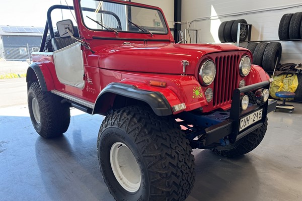 Jeep CJ7 5.7