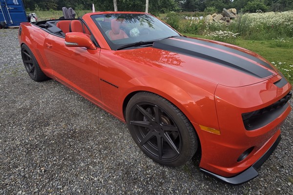 Chevrolet Camaro cab