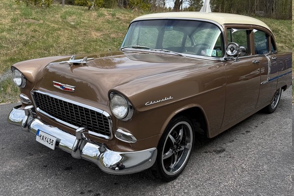 Chevrolet 210 Two-Ten