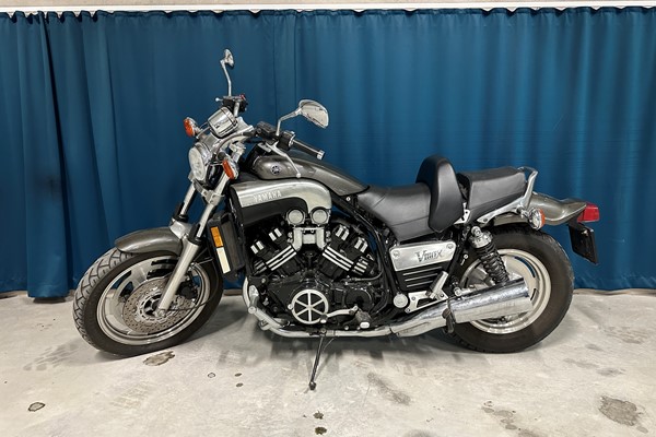 Yamaha Vmax 1200