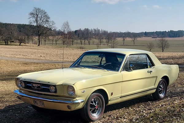 Ford Mustang GT