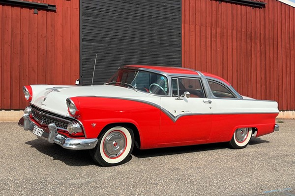 Ford Fairlane