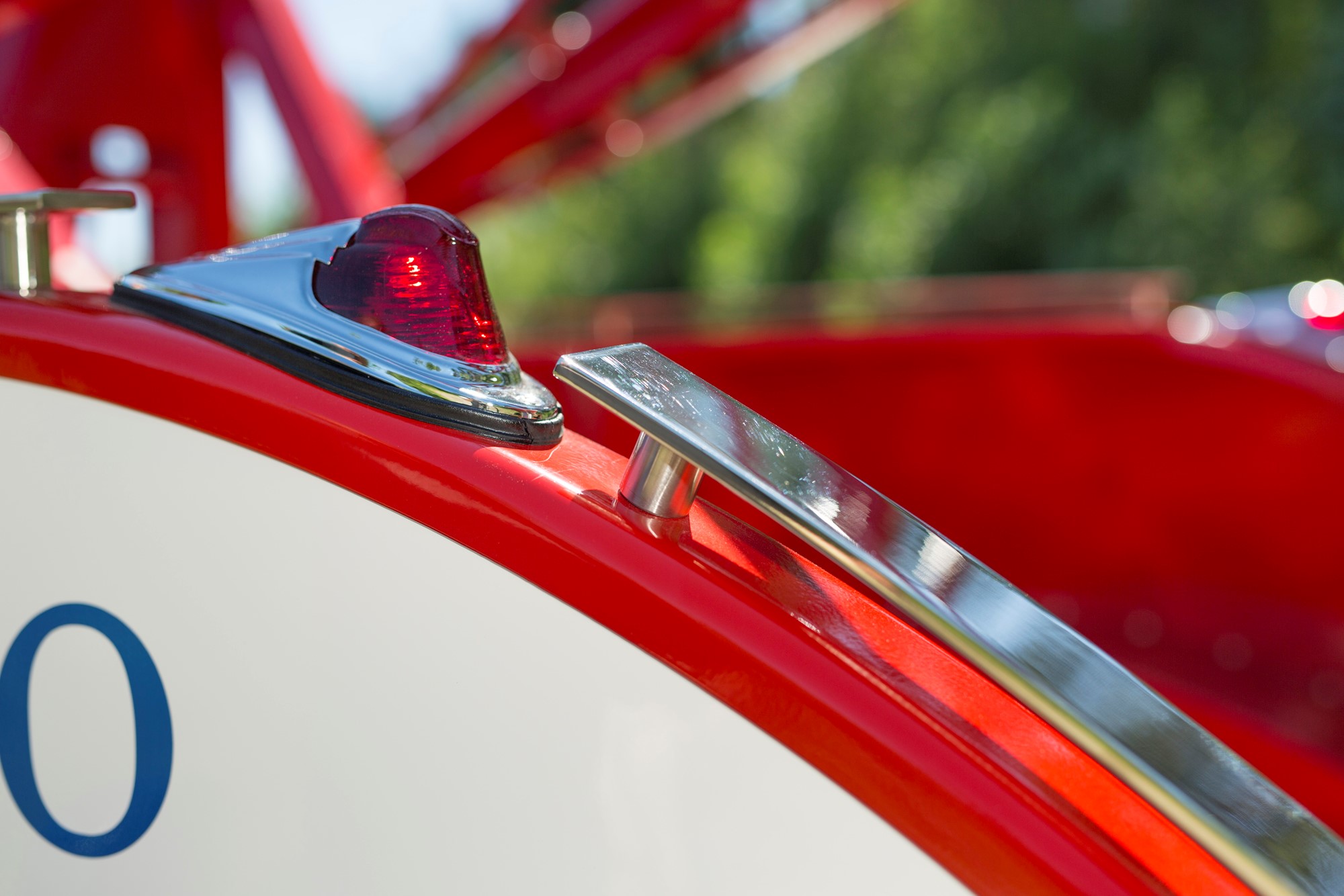 Bärgaren är originalutrustad med en mängd speciella detaljer som Manfred renoverat eller hittat på e-bay.