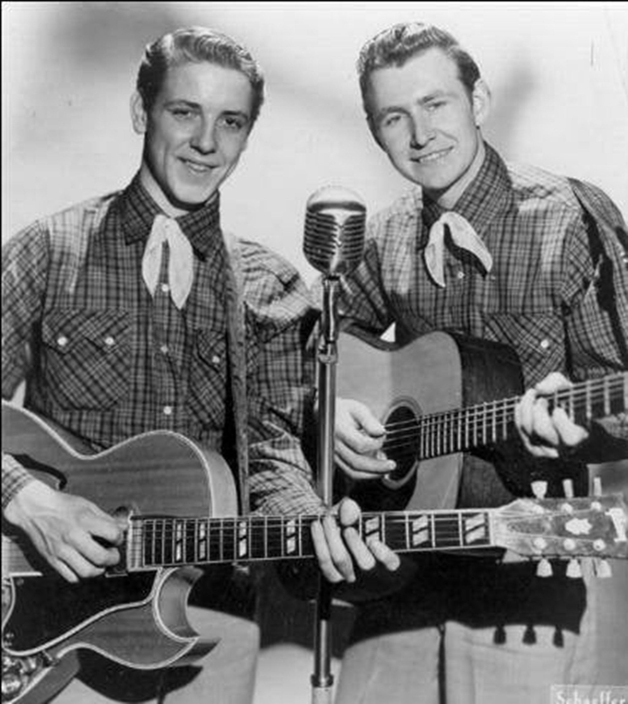 En tidig bild på The Cochran Brothers Eddie till vänster