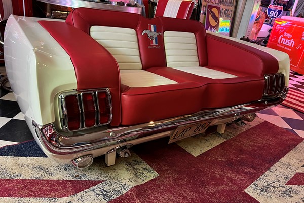 Mustang soffa 65 Mustang 65