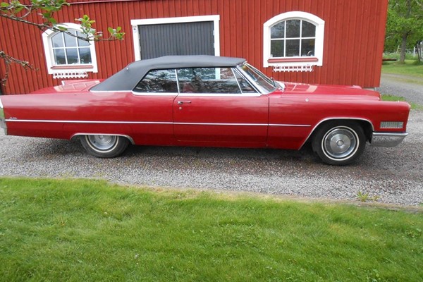 Cadillac De Ville Cab