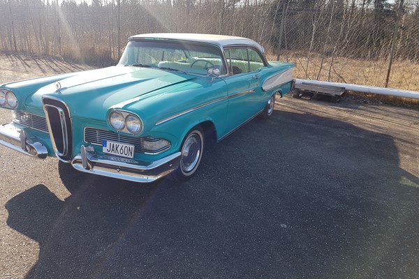 Edsel Pacer