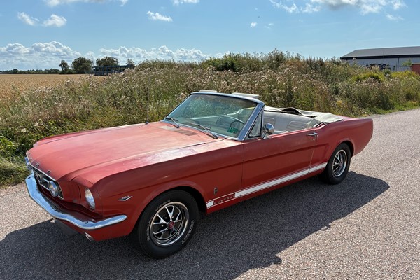 Ford Mustang GT