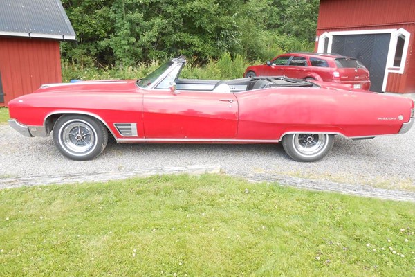 Buick Wildcat Cab