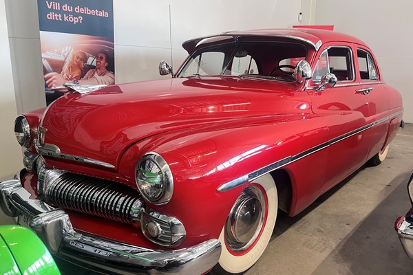 Mercury Eight sport