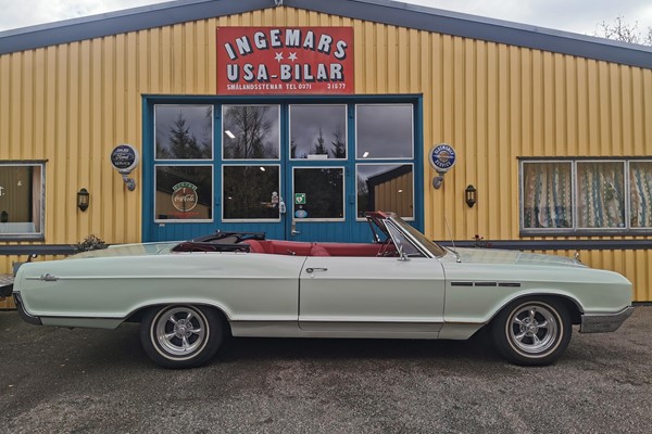 Buick Le Sabre Cab