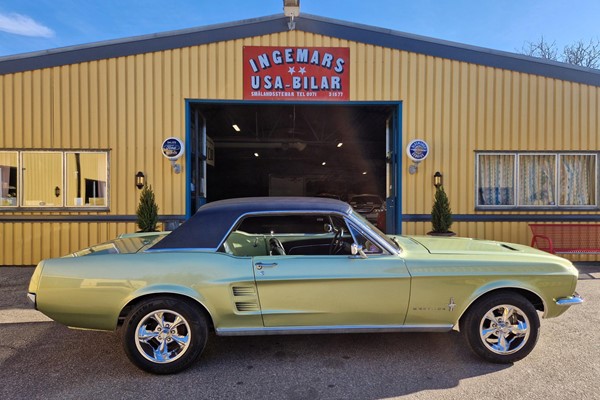 ford Mustang