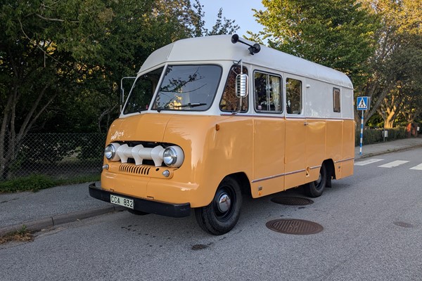 Ford P-350 Step Van