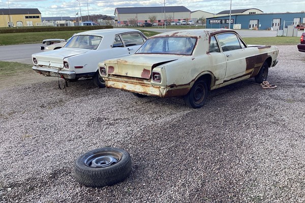 Ford Falcon / Falcon futura