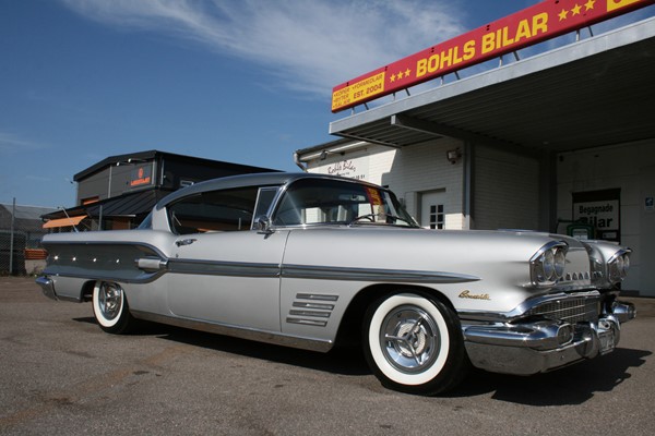 Pontiac Bonneville