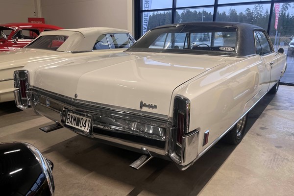 OldsMobile Ninety Eigth