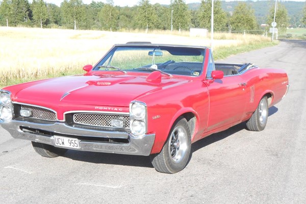 Pontiac Le Mans Cab