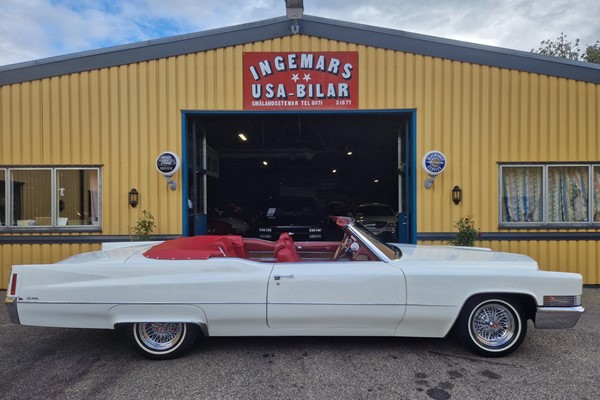 Cadillac  De Ville Cab