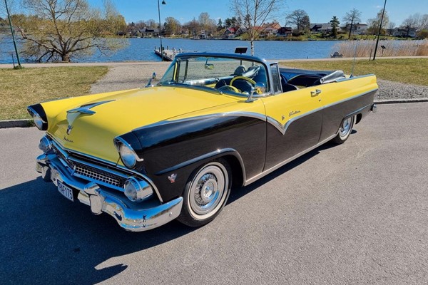 Ford Fairlane