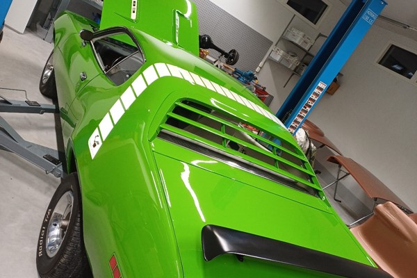 Plymouth Road Runner