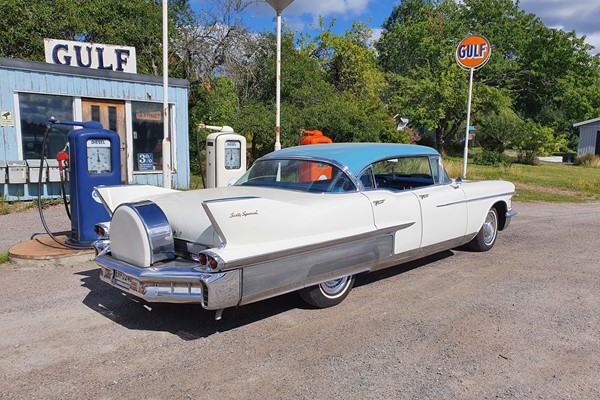 Cadillac Fleetwood