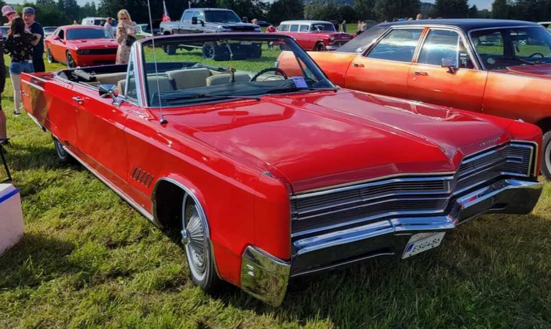 Chrysler Three Hundred Convertible