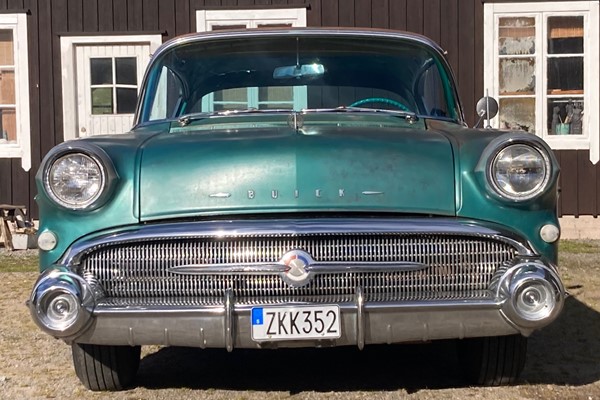 Buick Roadmaster 4 door Hardtop