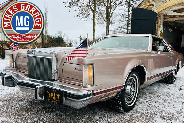 LINCOLN CONTINENTAL MK V ★ EN SÄRDELES VACKER FINGLIDARE I MYCKET FINT SKICK!