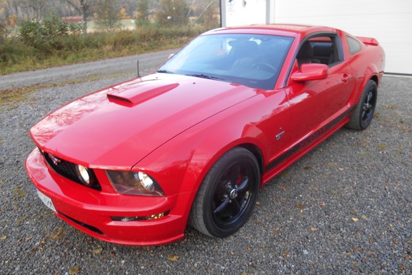 Ford Mustang GT 4,6 V8 AUTOMAT BESIKTAD HÖSTKLIPP!BUD\BYTE