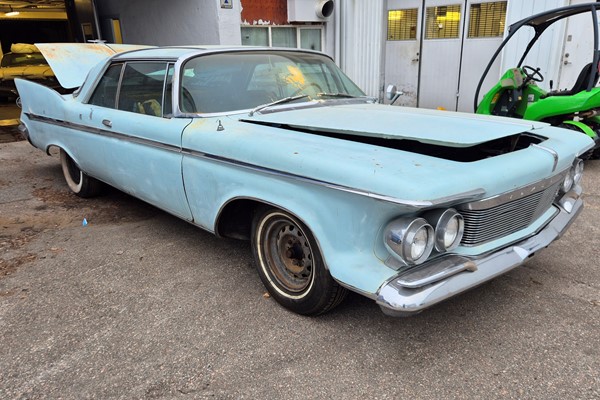 Imperial 2door coupe