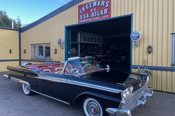 Ford Sunliner