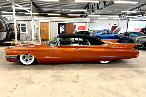 Cadillac Cab