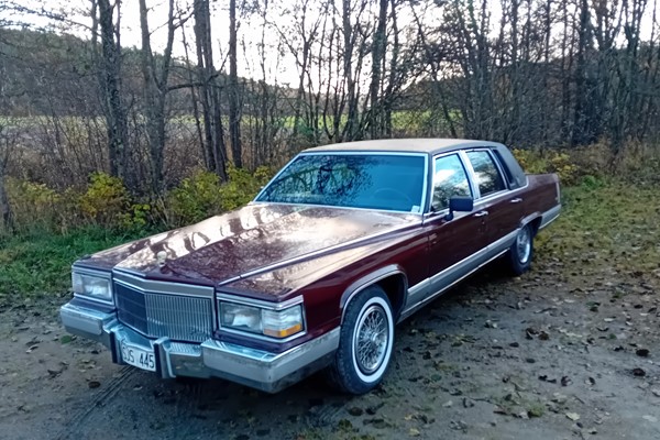 Cadillac Fleetwood Brugham