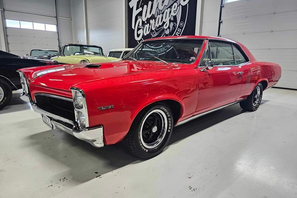 Pontiac Lemans