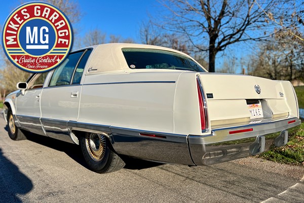 CADILLAC FLEETWOOD BROUGHAM ★ 265 HP 5.7L LT1 ★ 1L/MIL
