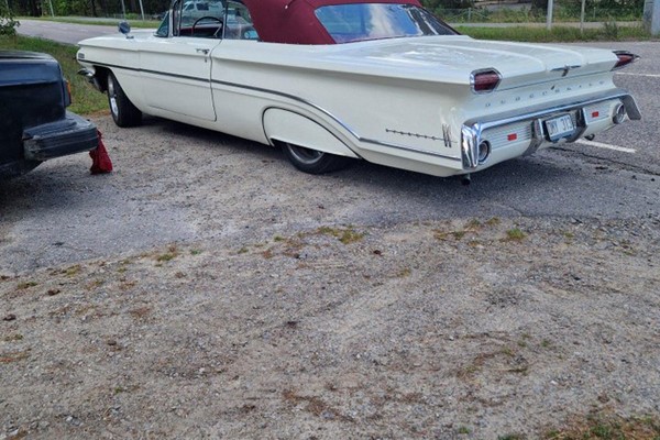 Oldsmobile Dynamic 88