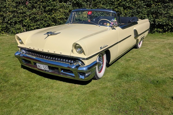 Mercury Montclaire cab