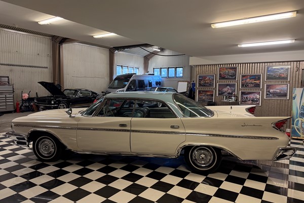 DeSoto Adventurer