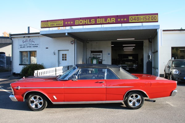 Ford Galaxie