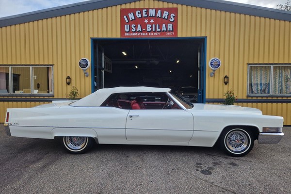 Cadillac  De Ville Cab