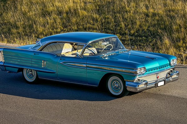 Oldsmobile Super 88 Holiday