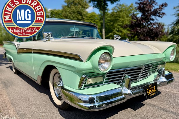 FORD FAIRLANE 500 CLUB COUPE ★ LÄCKER FIFTYS-PRALIN I KALASSKICK!