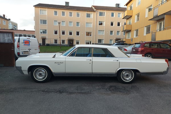 Oldsmobile 98
